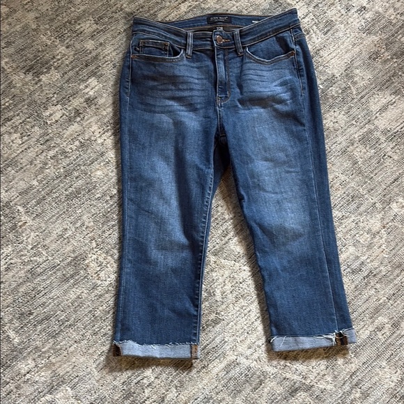 Judy Blue Ankle Cropped Blue Jeans with Rolled Hems - skinny fit Capri - 7/28 - Picture 1 of 8